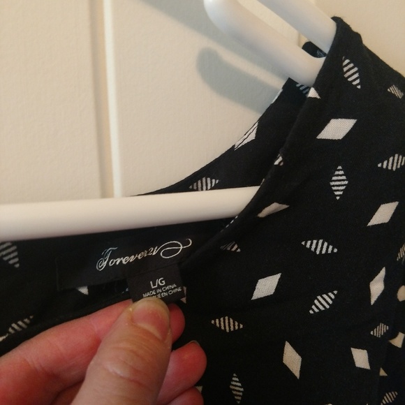 Romper - Picture 4 of 5